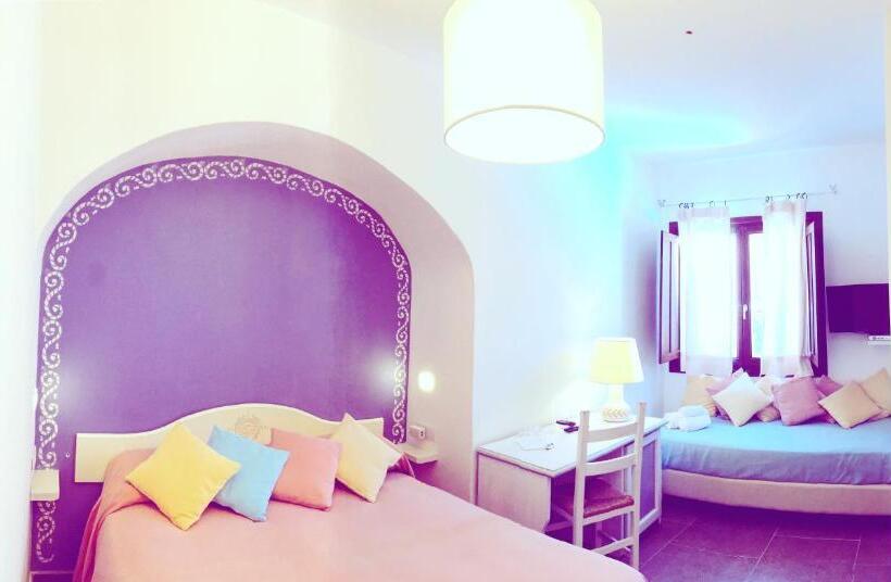 اتاق استاندارد سه نفره, Boutique Hotel Sant Andrea & Relais