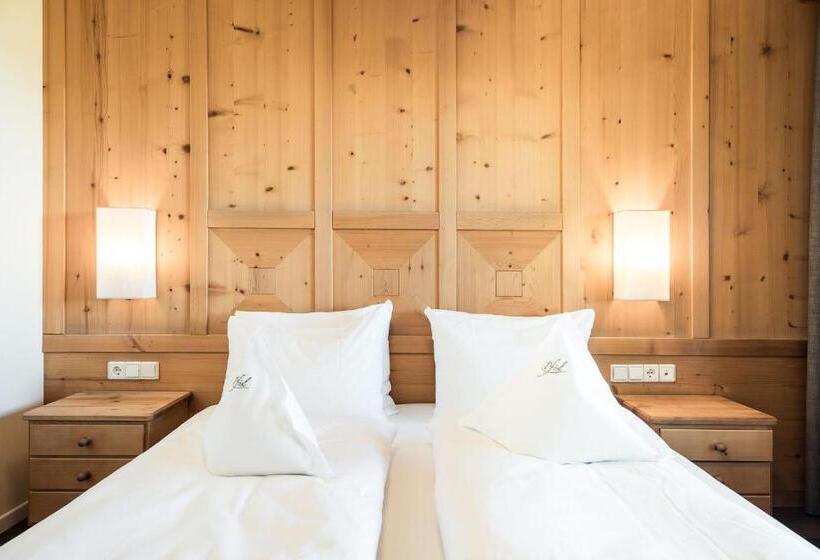 Номер Стандарт с Балконом, Green Luxury Hotel Pfösl