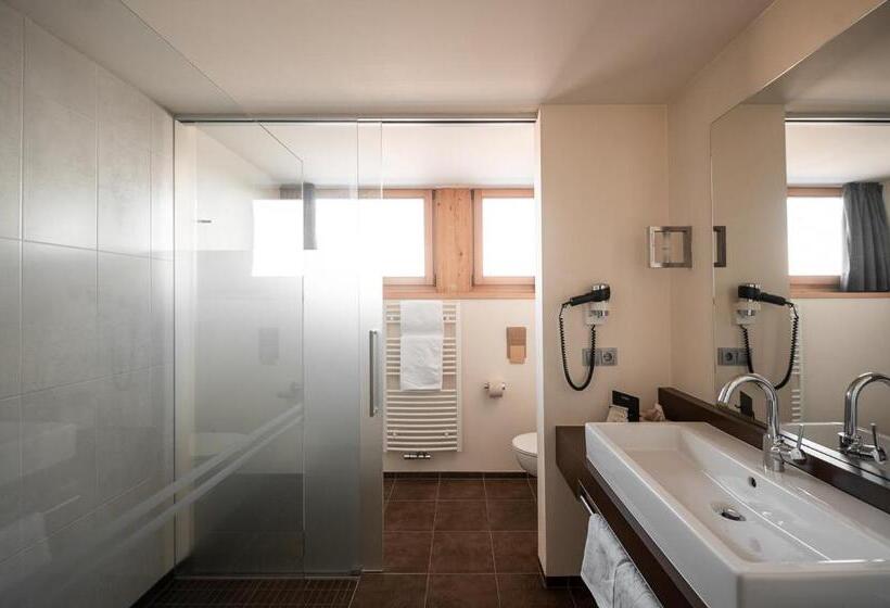 Полулюкс с Балконом, Green Luxury Hotel Pfösl
