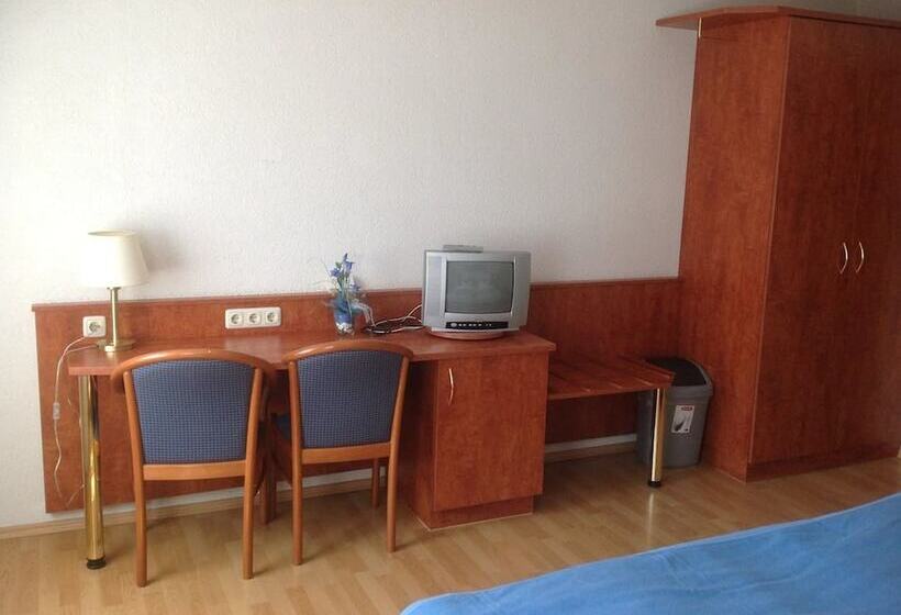 Номер Стандарт Трехместный, Pension Altstadt Garni