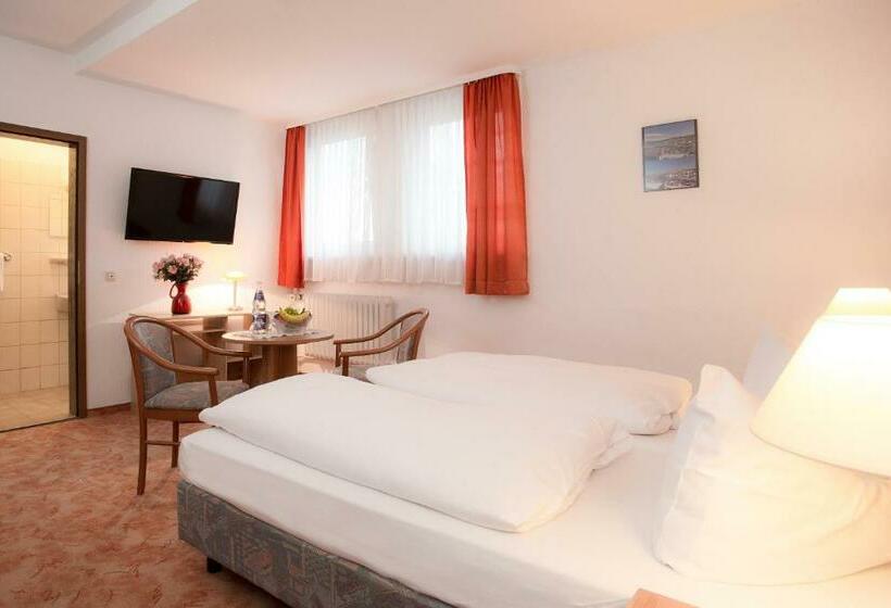 Номер Стандарт Вид на Горы, Berghotel Glockenberg