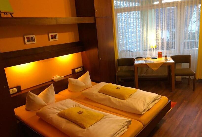 Quarto Economy, Haus Am Kurpark