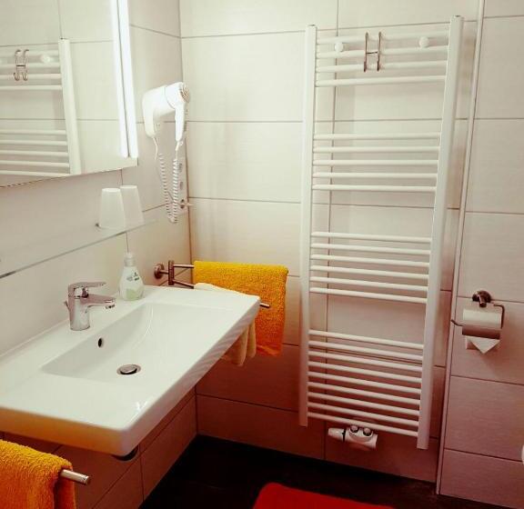 Номер Стандарт Трехместный, Naturkost Hotel Harz