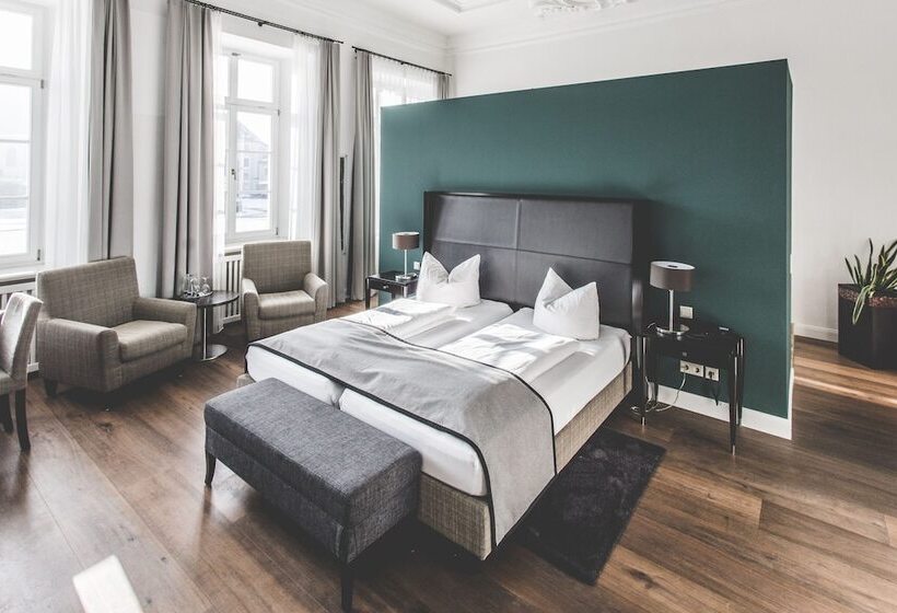 Номер Стандарт, Münchner Hof