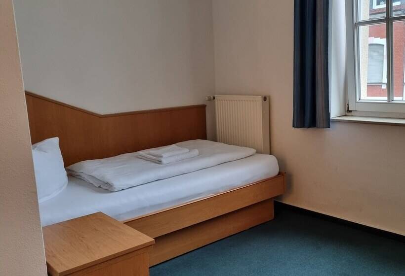 Номер Стандарт Индивидуальный, Stadthotel Im Kolpinghaus