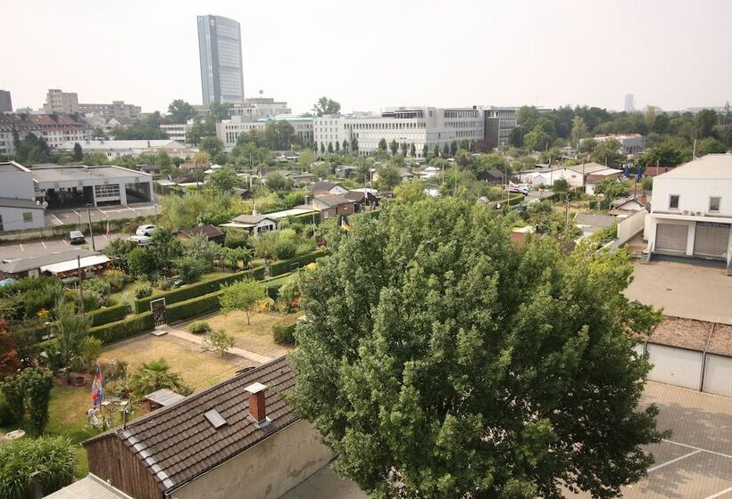 标准单人间, Am Vogelsanger Weg