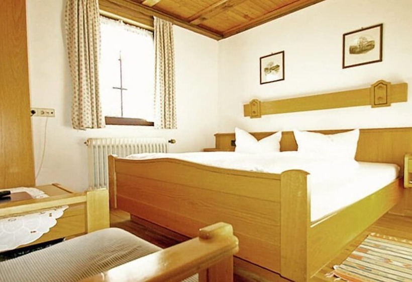 Номер Стандарт, Zur Traube Schwarzwaldhotel & Restaurant Am Titisee