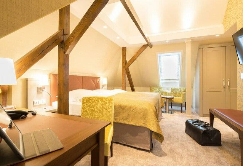 Люкс, Parkhotel Güldene Berge