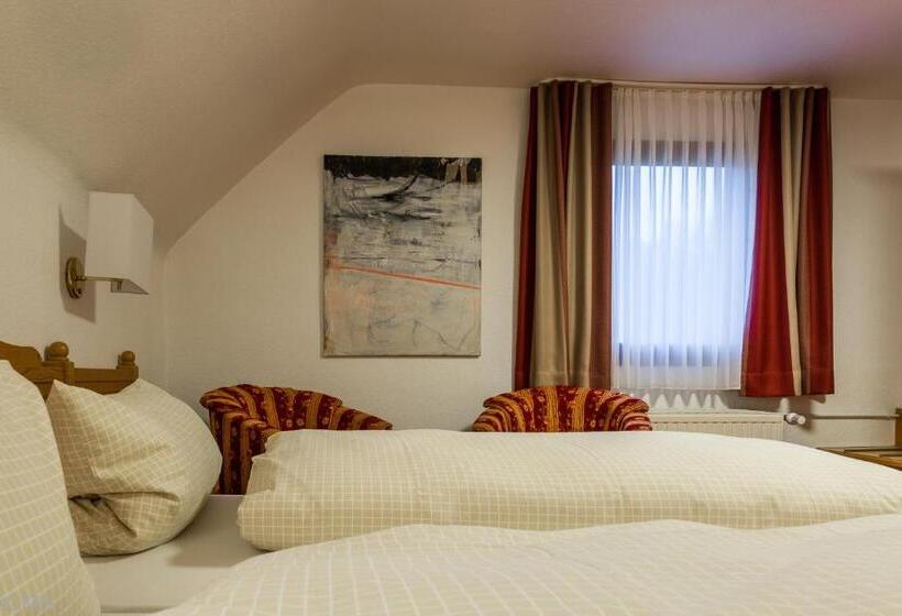 Семейный Номер, Landhotel Baumwipfel