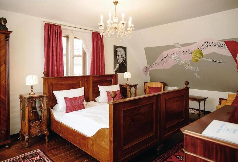 Quarto Deluxe, Restaurant Dicker Mann Hotel Zum Blauen Krebs