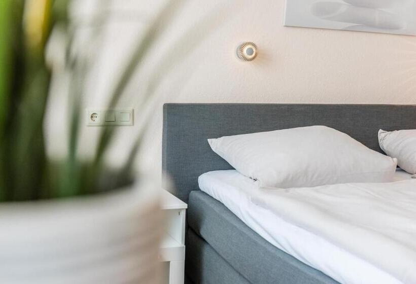 Номер Стандарт, Schäfers Hotel, Self Check In, Cafe Am