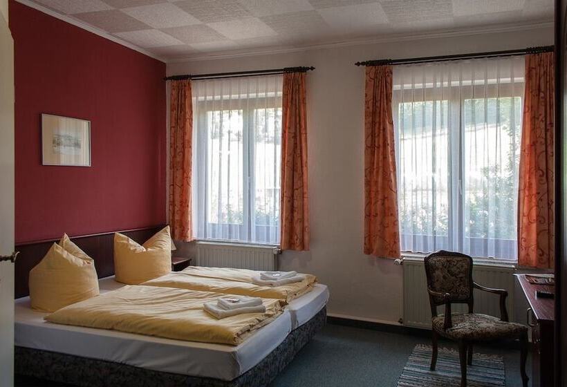 Номер Стандарт Трехместный, Landhotel Alt Jocketa