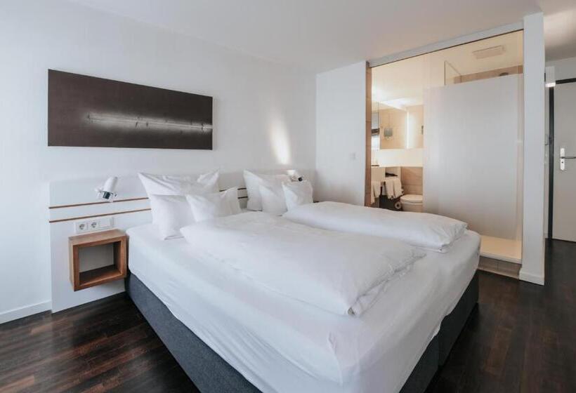 스탠다드 룸, Design Hotel & Restaurant Löwen