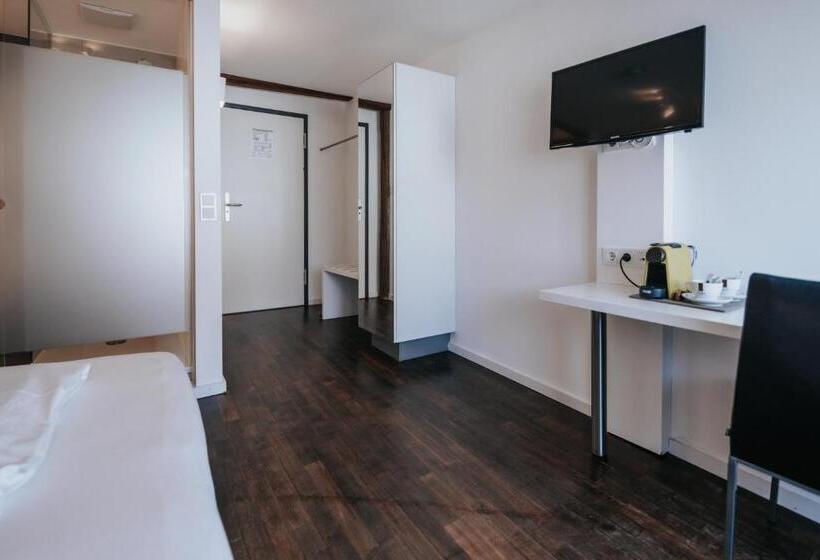디럭스 룸, Design Hotel & Restaurant Löwen