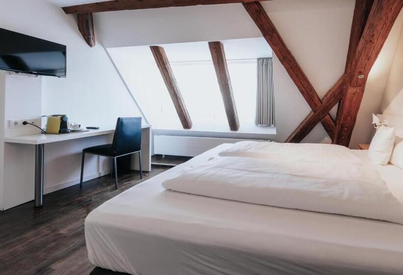 디럭스 룸, Design Hotel & Restaurant Löwen