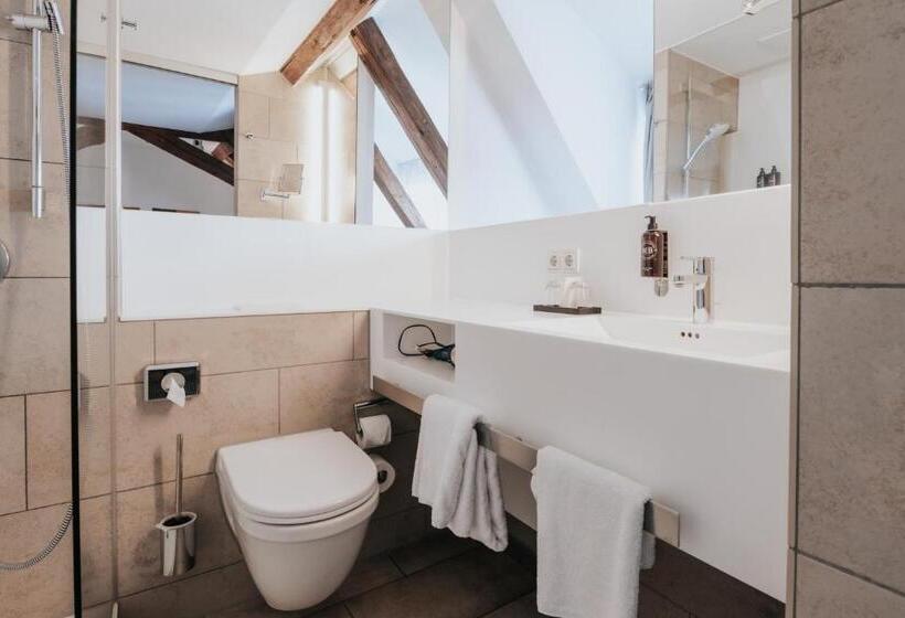 디럭스 룸, Design Hotel & Restaurant Löwen