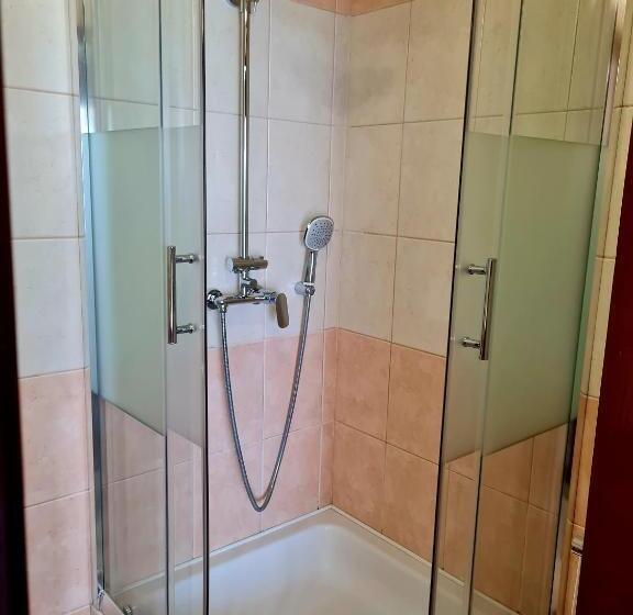 إستوديو قياسى مطل على البحر, Beach Villa Bozikovic