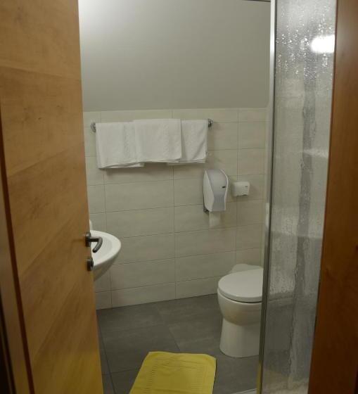 Номер Стандарт, Gasthof Pension Urzn