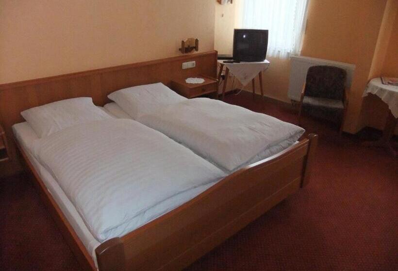 Четырехместный Номер Стандарт, Gasthof Rotes Roß