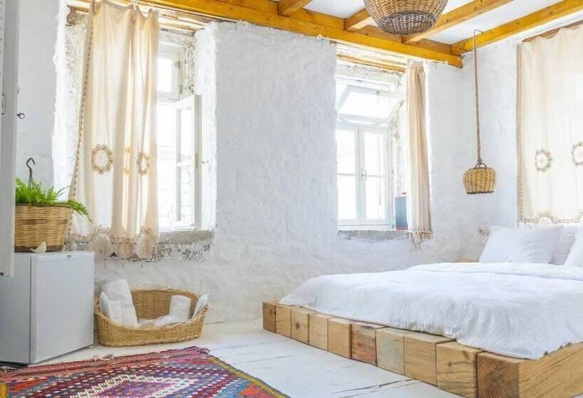 Quarto Deluxe, Bo Alacati