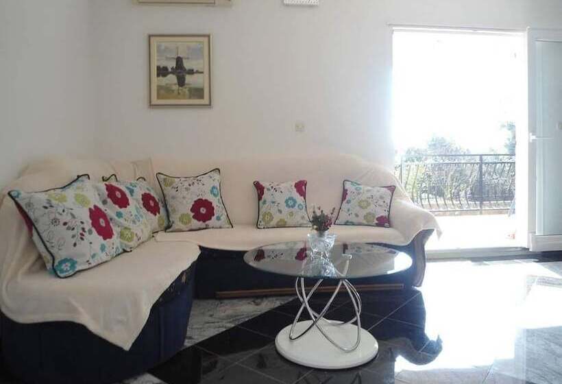 침실 2개 바다 전망 아파트, Apartmani Slavica