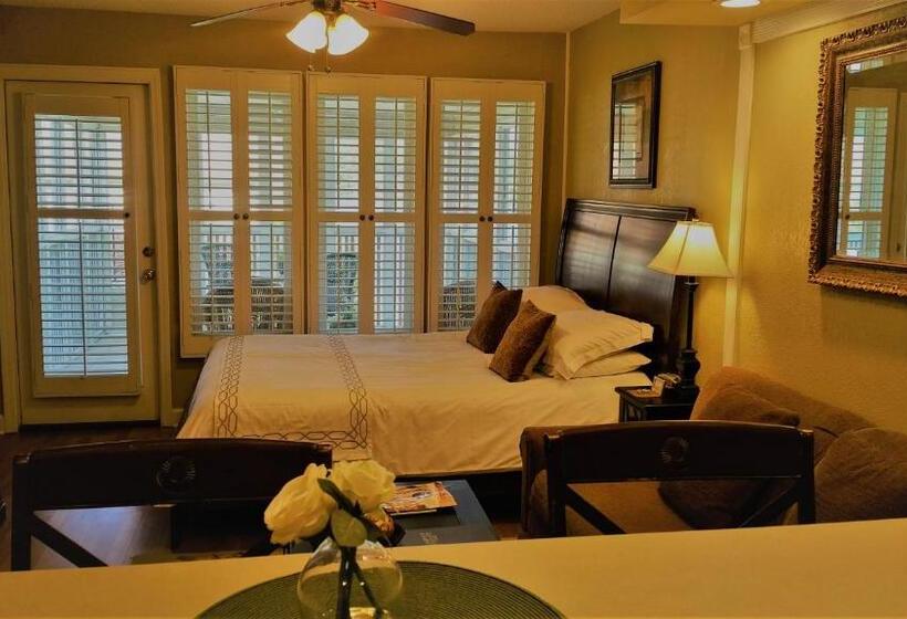 스탠다드 스튜디오, Fairfield Plantation Resort