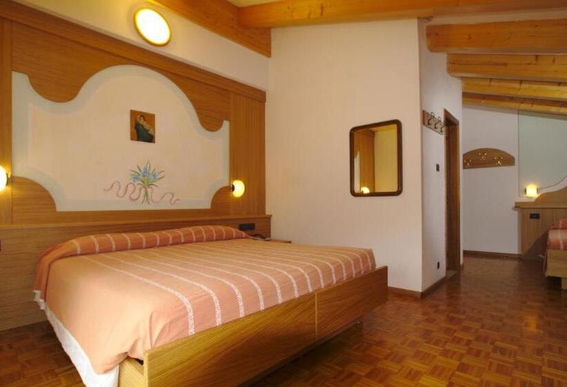 스탠다드 트리플 룸, Charme Hotel Nevada