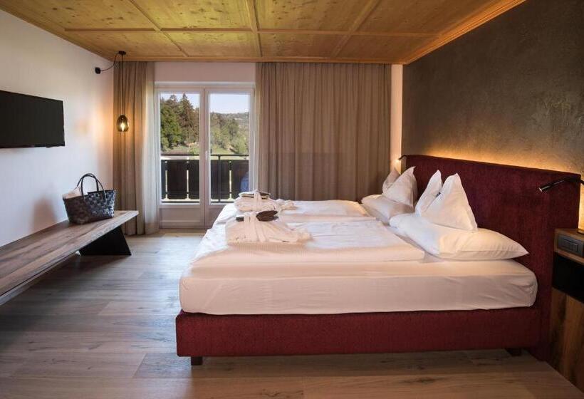 Полулюкс с Балконом, Gartenhotel Völser Hof   Adults Only