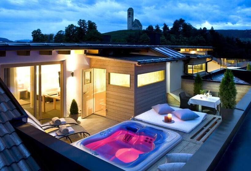 Люкс с гидромассажем, Gartenhotel Völser Hof   Adults Only