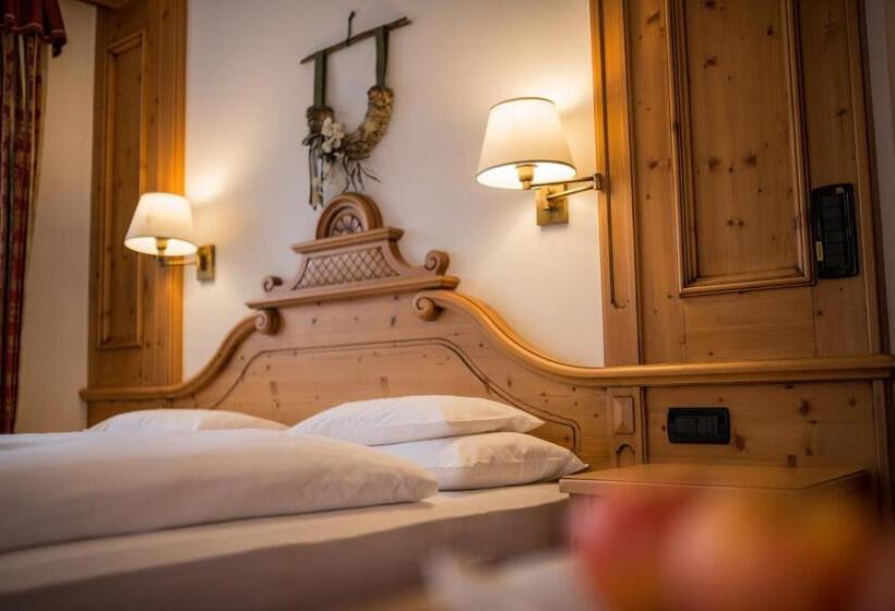 Номер Deluxe, Diana Dolomites