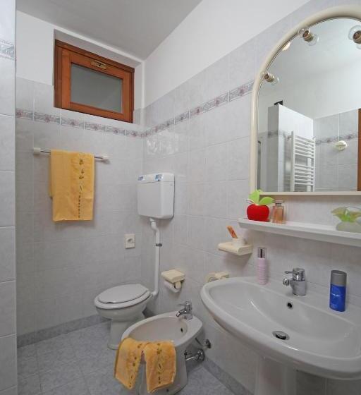 Апартаменты 1 Спальня, Residence La Pertica
