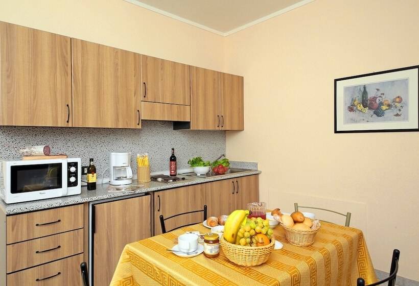 Апартаменты 1 Спальня, Residence La Pertica