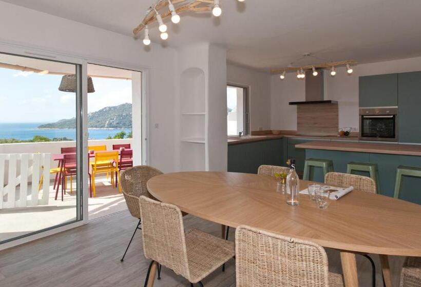 Дом 4 Спальни, Résidence Marina Di Santa Giulia