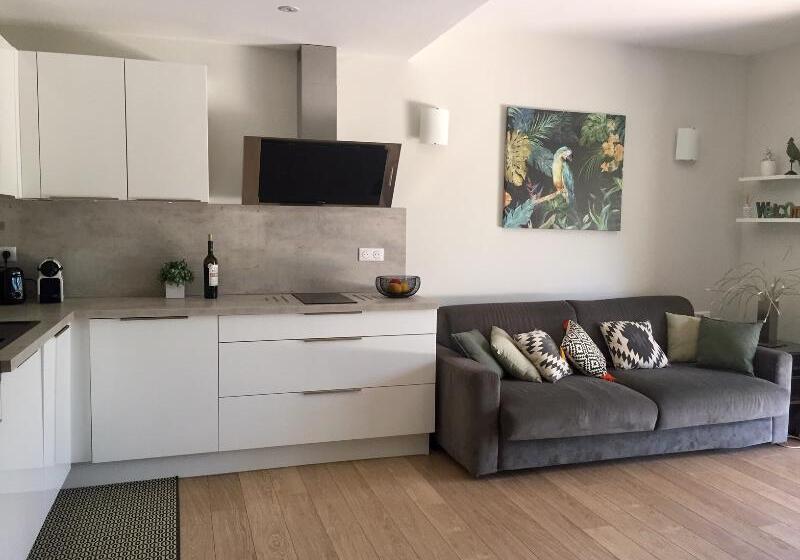 2 Bedroom Premium Apartment, Résidence Marina Di Santa Giulia