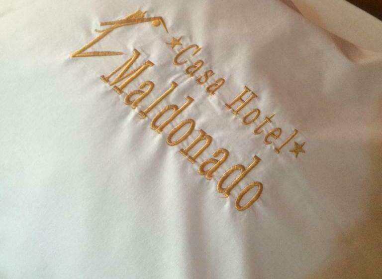 غرفة قياسية, Casa Maldonado