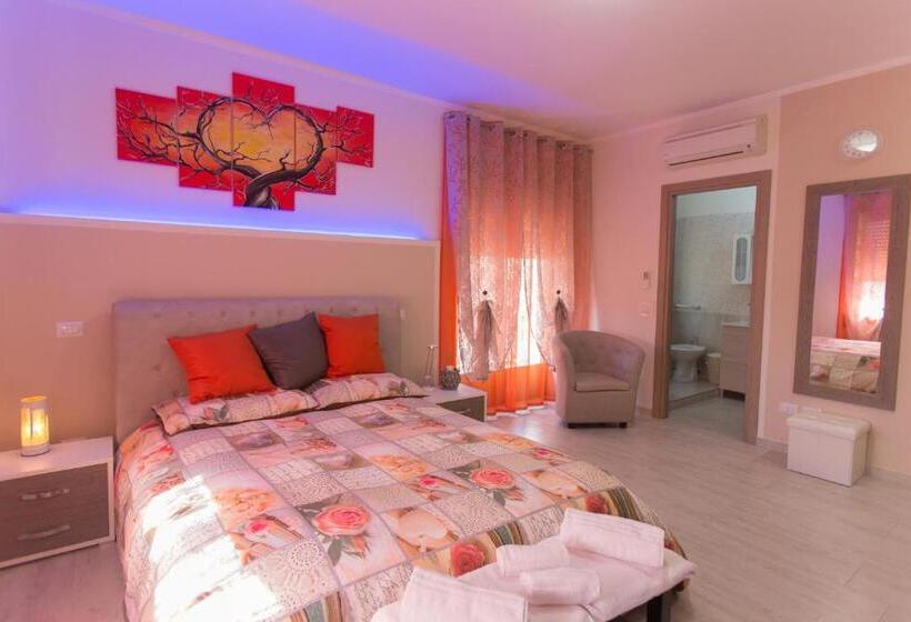 Номер Deluxe с Балконом, Suiteiris B&b
