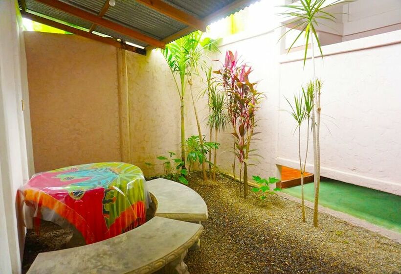 Номер Стандарт, Cabinas Tropicales