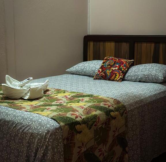 Номер Стандарт, Cabinas Tropicales
