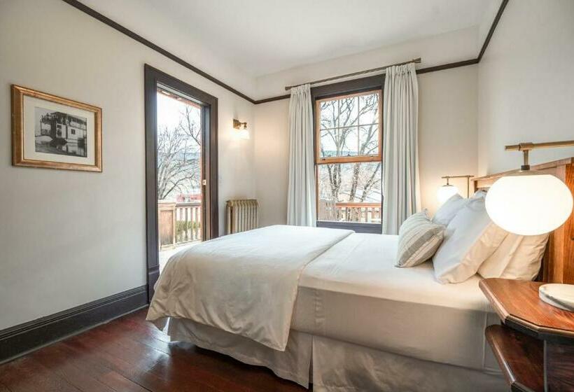 Номер Deluxe, Naramata Inn