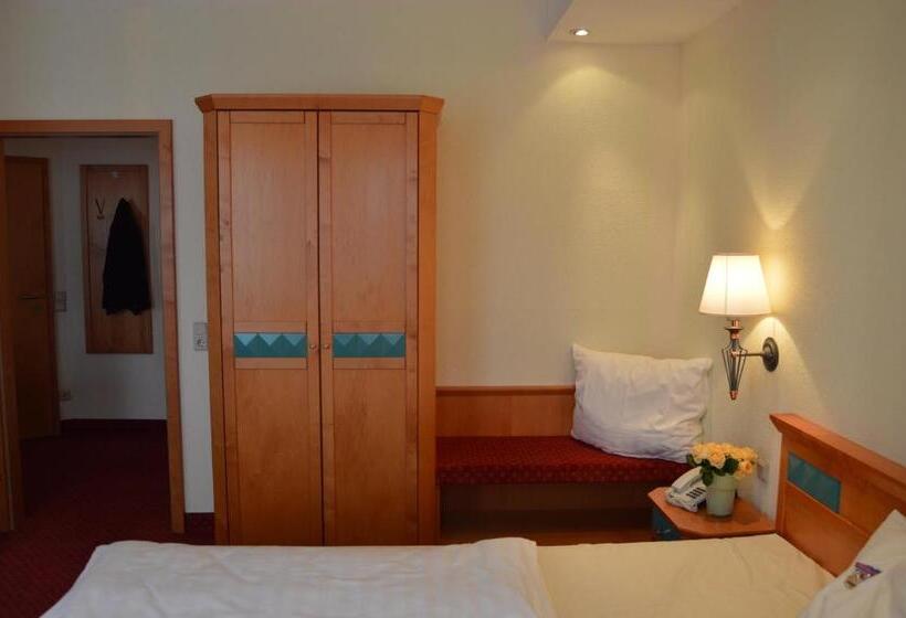 Номер Стандарт, Arkaden Hotel Kelkheim