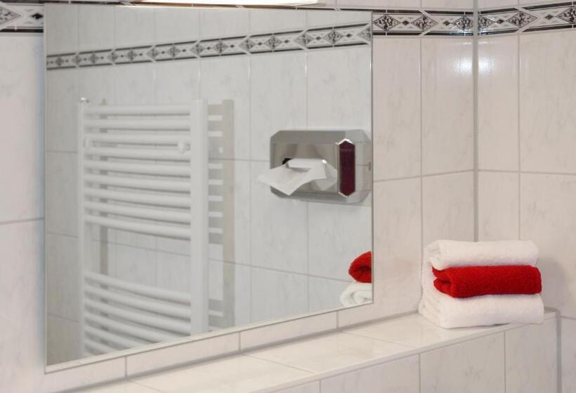 Полулюкс, Centro Hotel Braunschweig, Trademark Collection By Wyndham