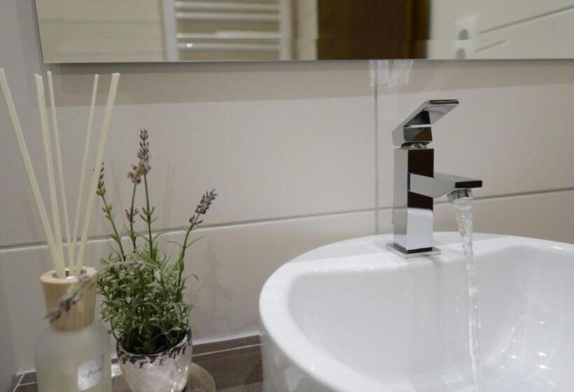 Номер Стандарт, Land Gut Hotel Zum Löwen Garni