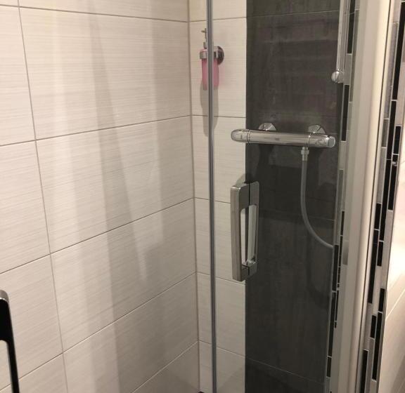 Номер Стандарт Индивидуальный, Landhotel Gasthof Zur Krone