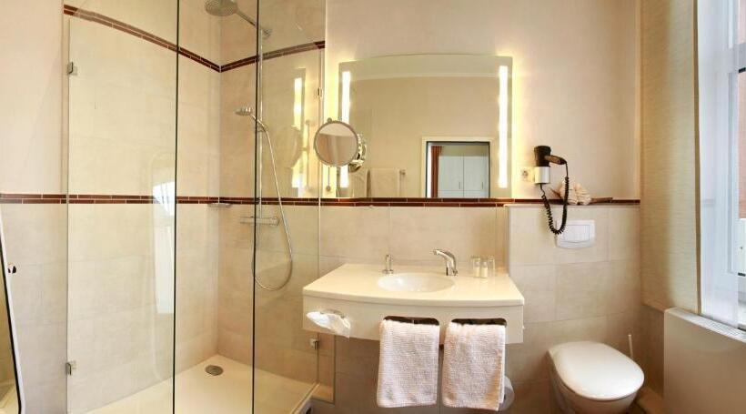 Люкс Семейный 2 Спальни, Strandvilla Janine