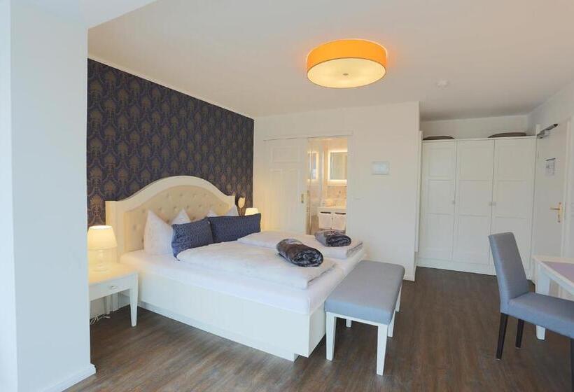 Номер Deluxe с Балконом, Strandvilla Janine
