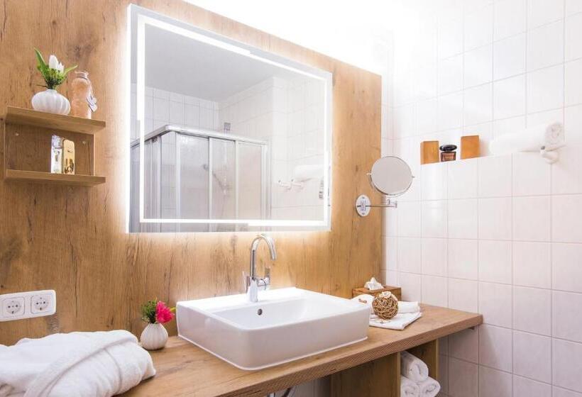 Номер Deluxe, Genusshotel Zum Wendl