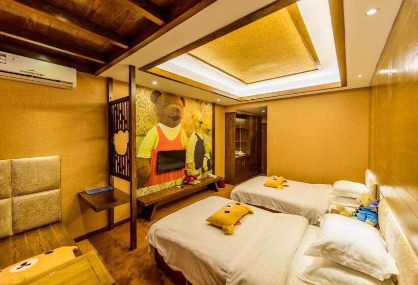 テーマパークスタンダードルーム, Mount Emei Teddy Bear Hotel玩具熊酒店