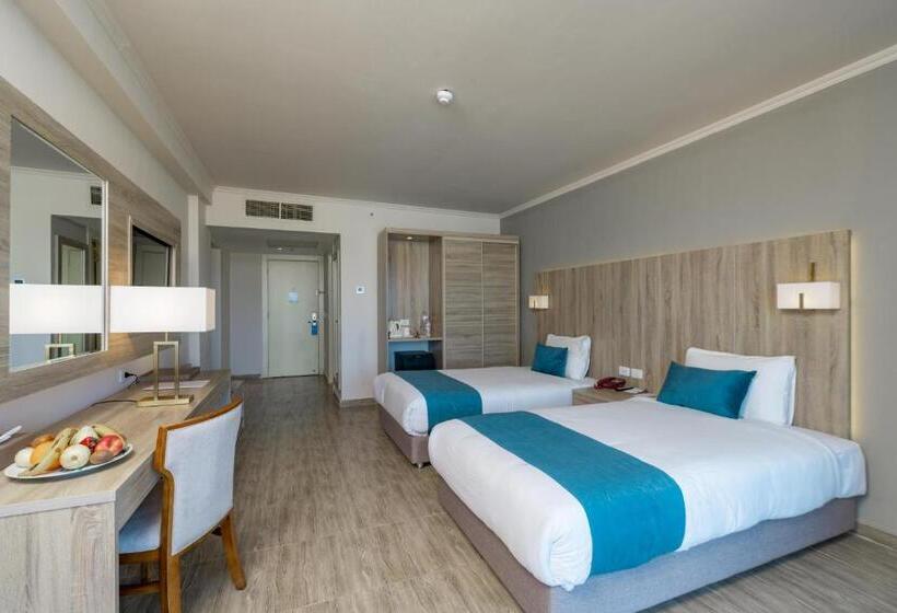 اتاق لوکس با چشم‌انداز دریا, Seven Seas Jolie Bay - Ultra All Inclusive