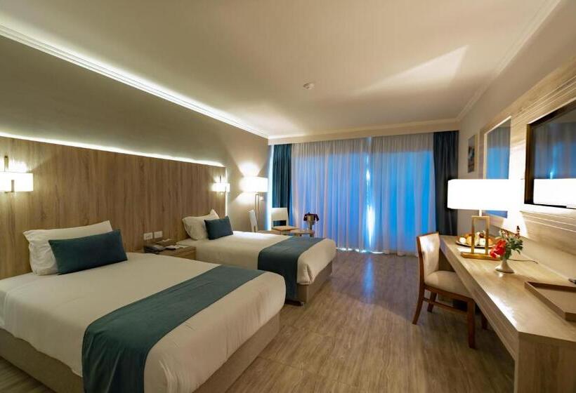 اتاق لوکس با چشم‌انداز دریا, Seven Seas Jolie Bay - Ultra All Inclusive