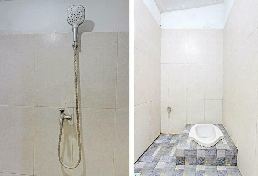 Трежместный Номер Economy, Spot On 91521 Mayong Guesthouse